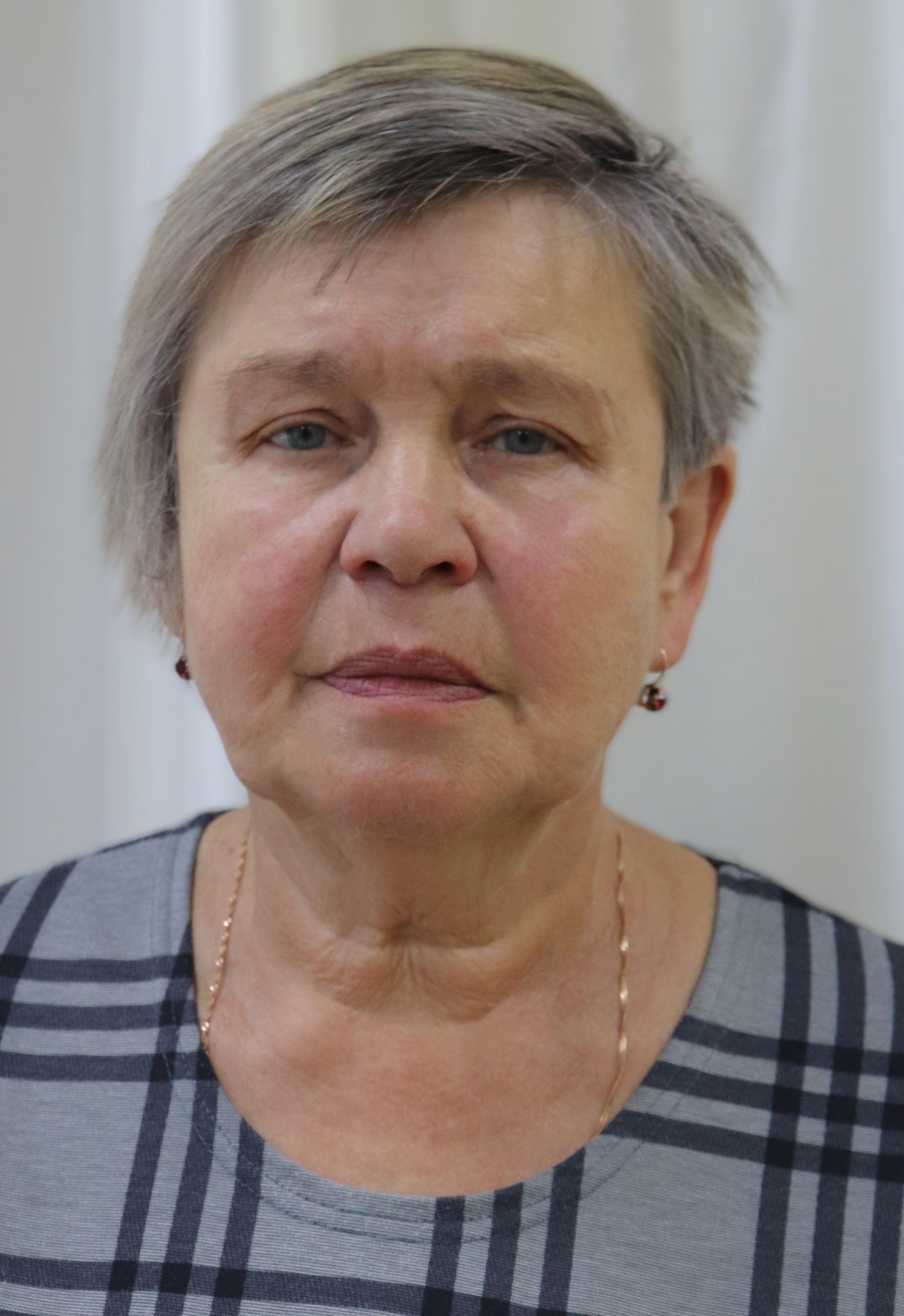 Воспитатель первой категории Пяткина Лариса Николаевна.